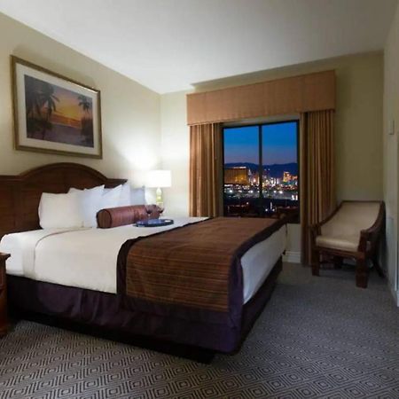 Las Vegas Luxe - Suite Escape - Resort & Spa Exterior photo